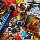 Puzzle - Bluebird - Stare aparaty na stole