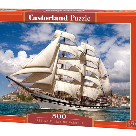 Tall Ship opúšťa prístav