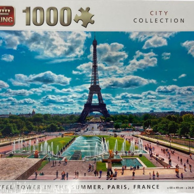 Eiffelova veža v lete