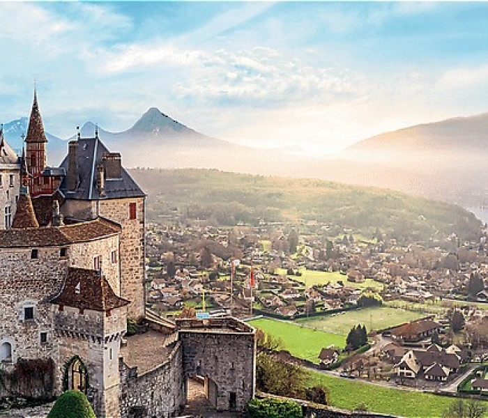 Puzzle - Trefl - Hrad Menthon, Francúzsko - Panoramatické puzzle