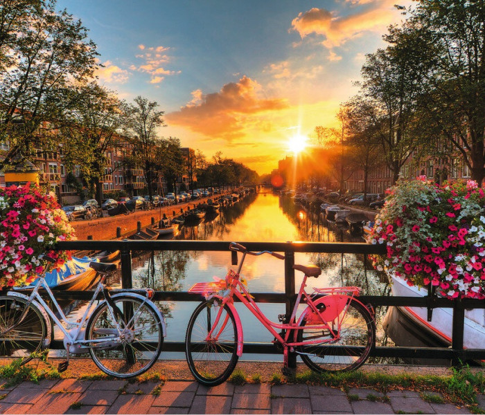 Puzzle - Ravensburger - Bicykel v Amsterdame
